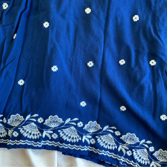 Miami Y2K Navy Blue Floral Tank Top with Patterns - Picture 8 of 8